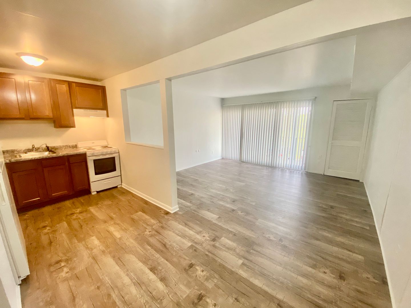 Ypsilanti Apartment: 760 Jenness St.