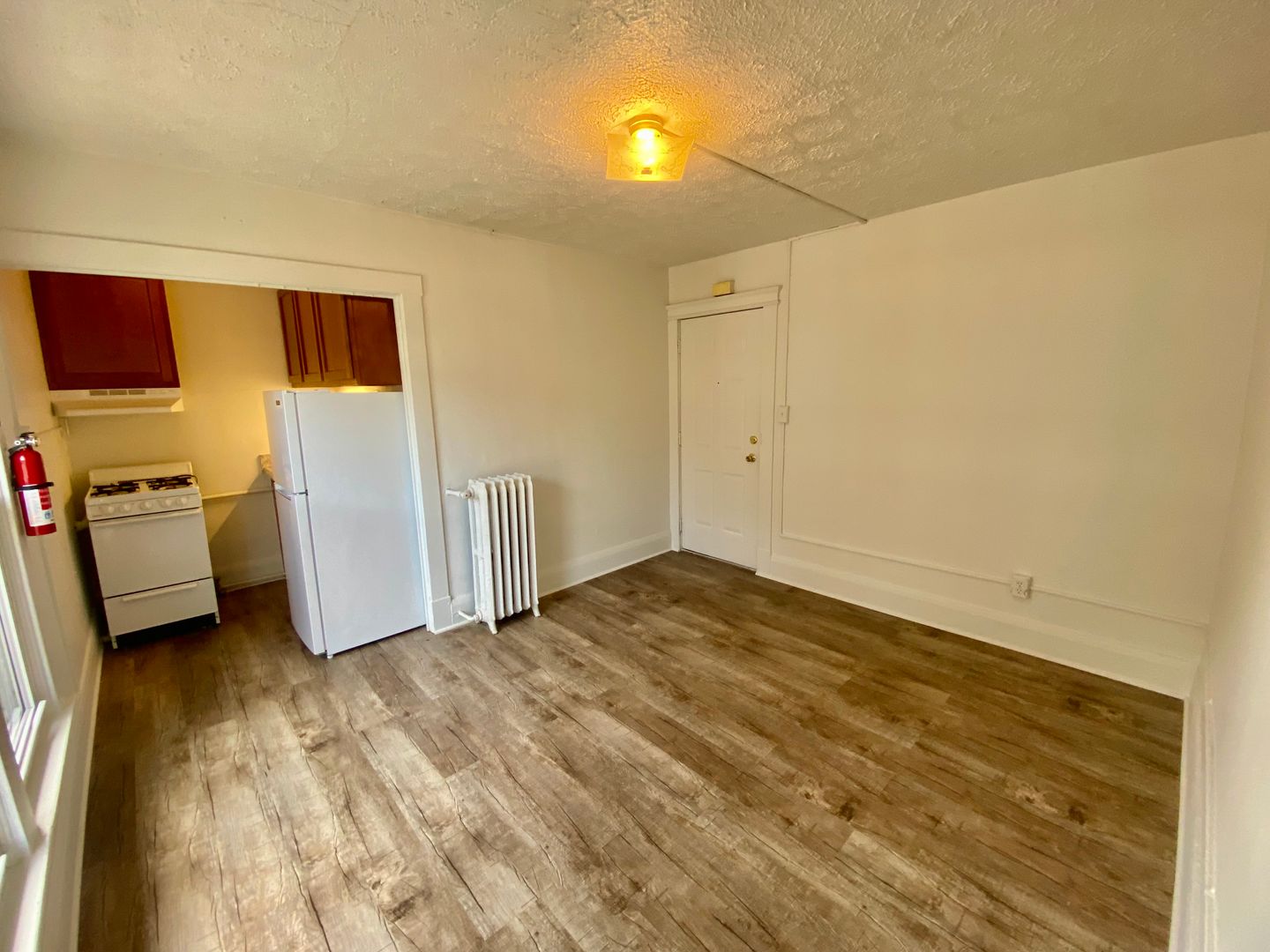 Ypsilanti Apartment: 514 W. Cross St.