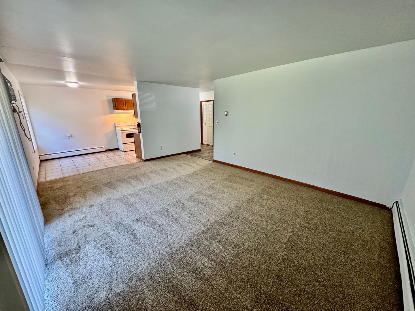 Ypsilanti Apartment: 2811 Golfside Dr