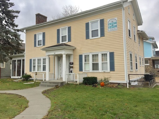 Ypsilanti Apartment: 813 Congress St