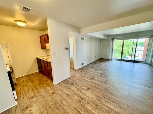 326 Jarvis - #310, Ypsilanti, MI 48197