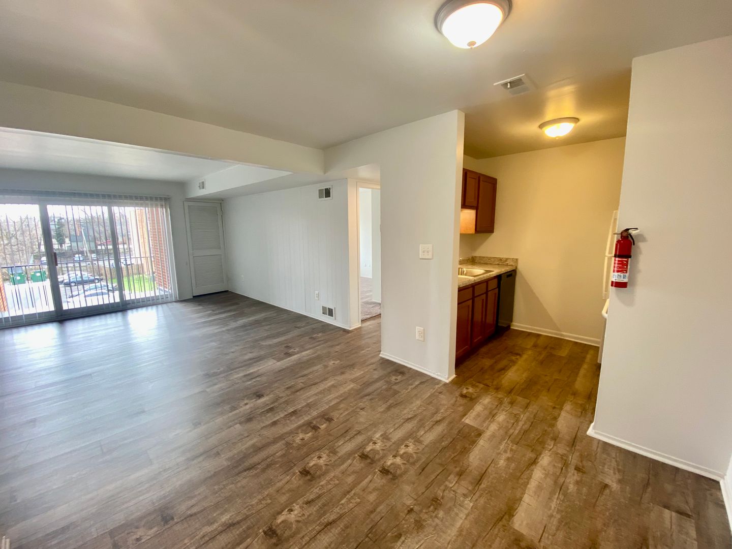 Ypsilanti Apartment: 334 Jarvis