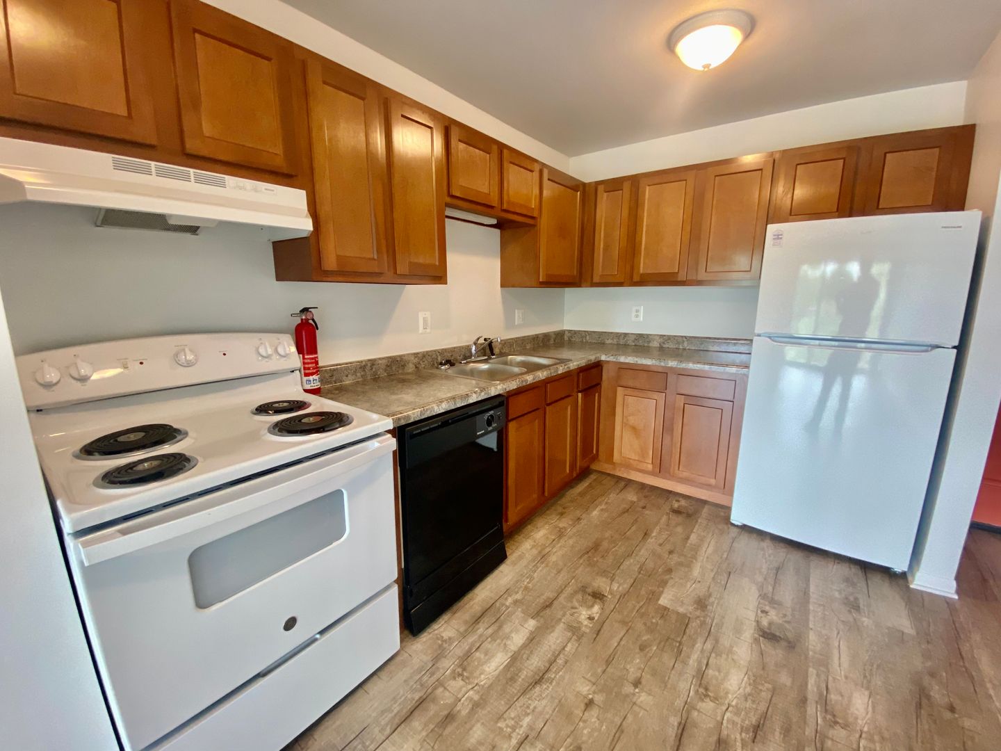 Ypsilanti Apartment: 334 Jarvis