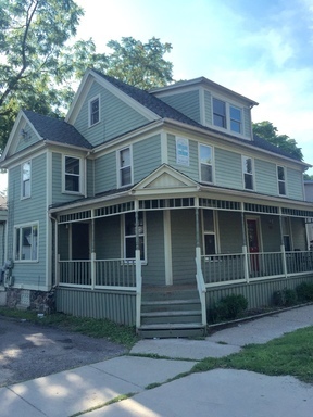 Ypsilanti Apartment: 120 Ballard St.