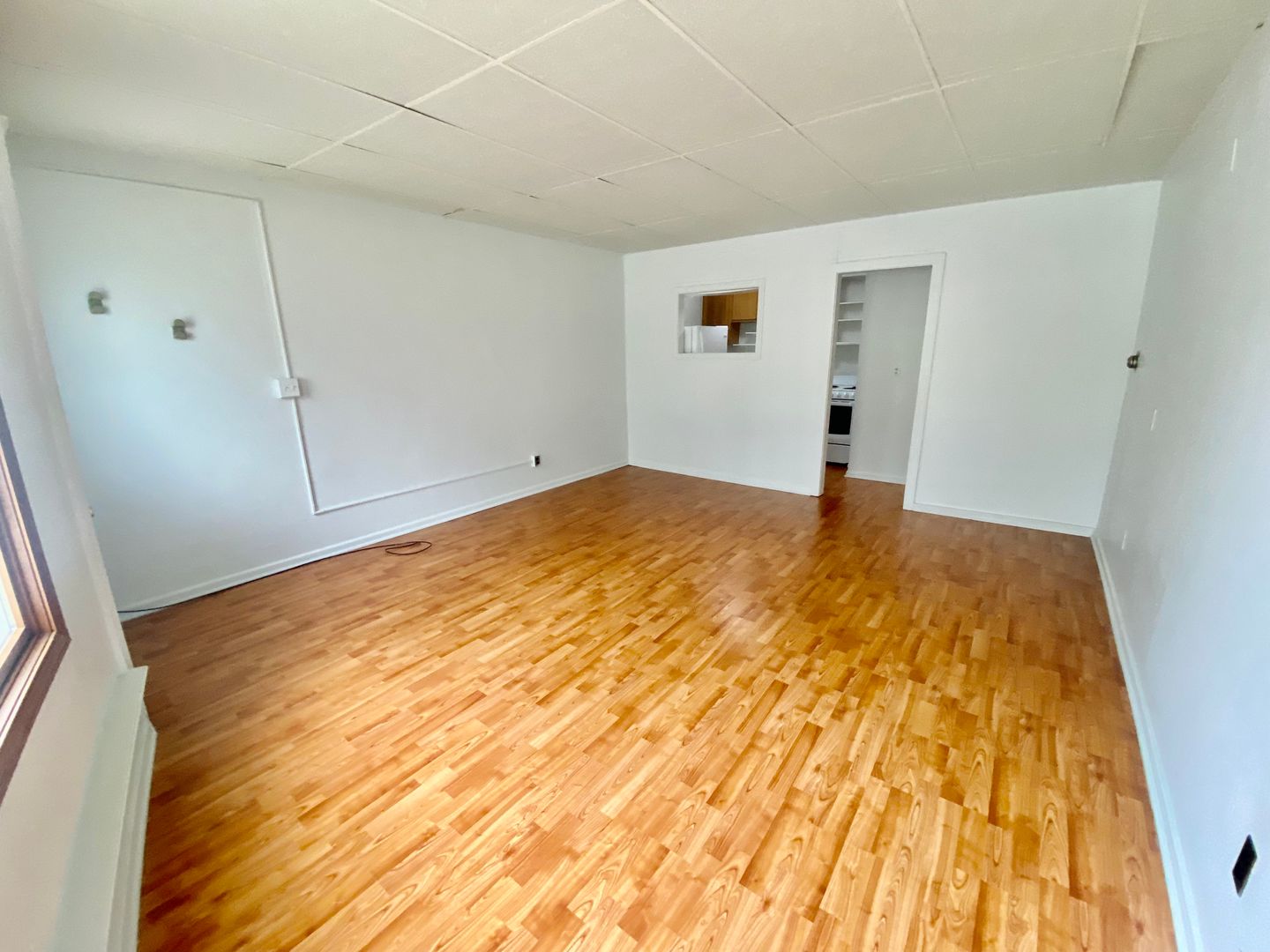 Ypsilanti Apartment: 400 Perrin St.