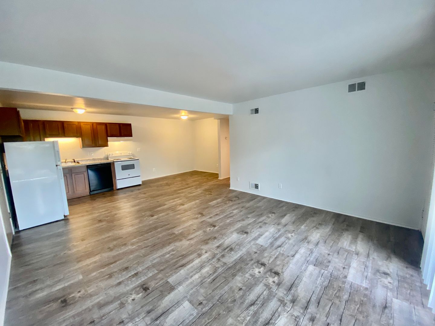 Ypsilanti Apartment: 760 Jenness St.