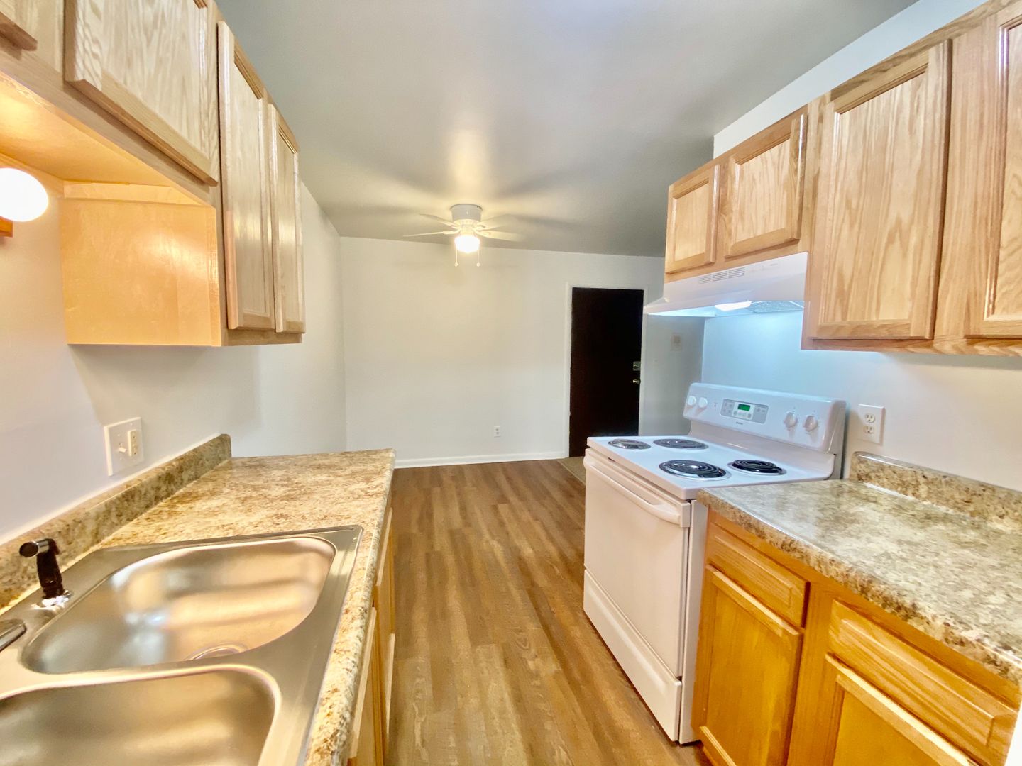 Ann Arbor Apartment: 2756 Golfside Rd