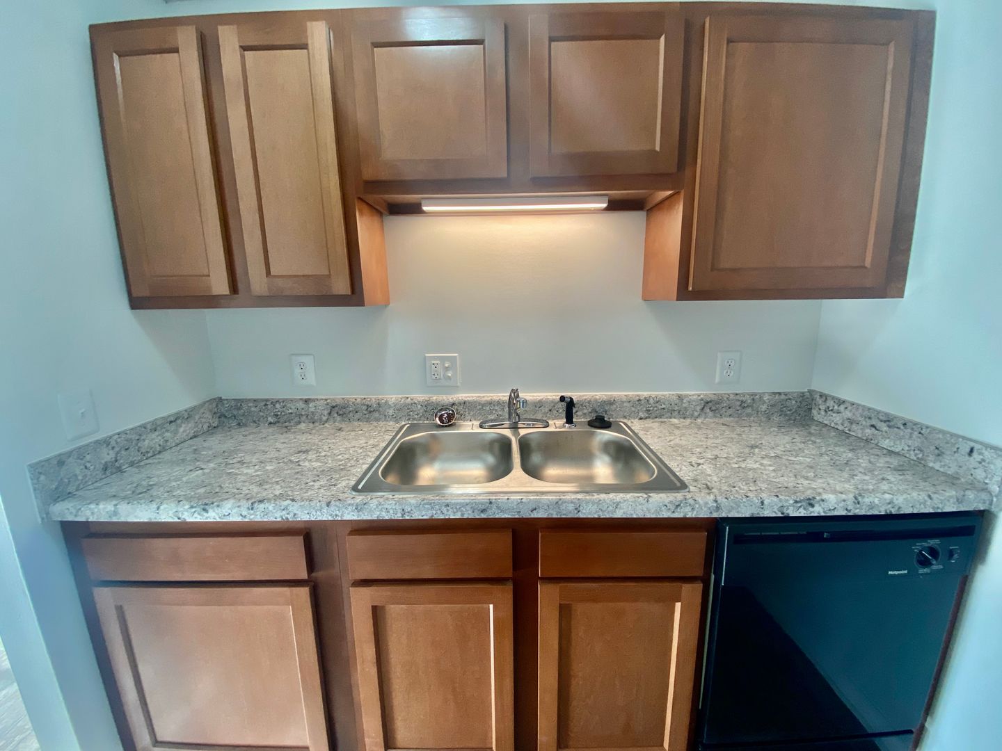 Ypsilanti Apartment: 504 St. Johns