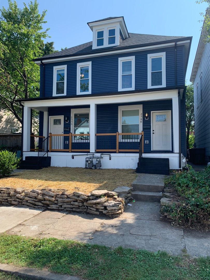 Columbus Apartment: 2568 Deming Ave.