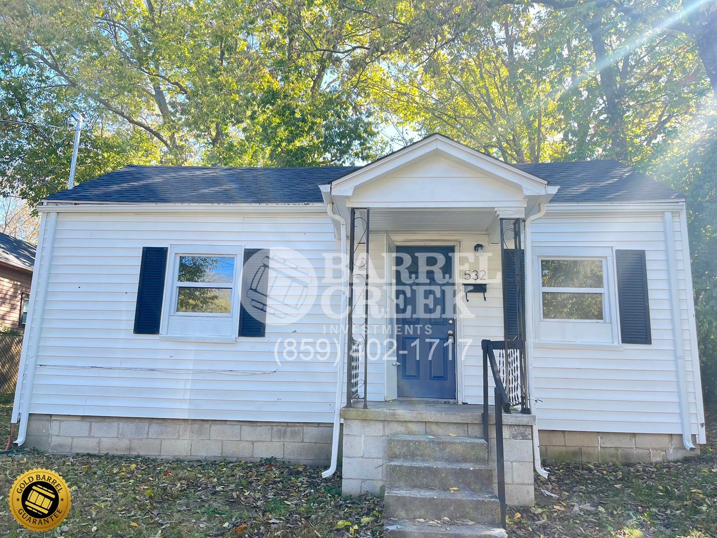 Paris House: 532 Hanson Street