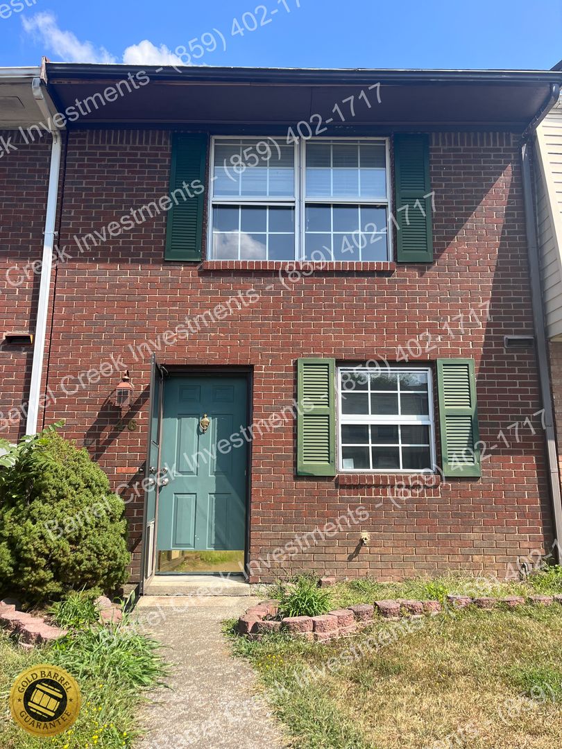 Winchester House: 46 Judy Ann Court