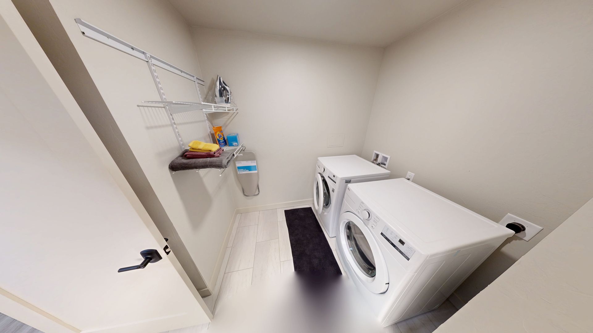 Laundry room at The Wit (4 of 4)