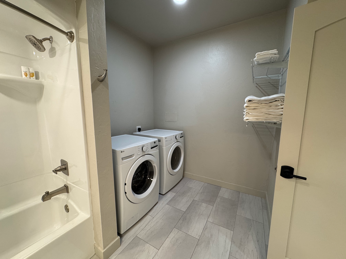 Laundry room at The Wit (3 of 4)
