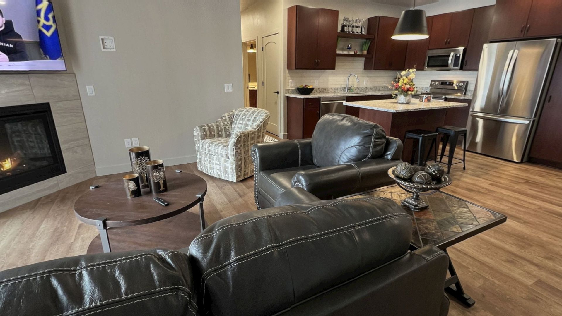 Oshkosh Apartment: 2609 Witzel Ave