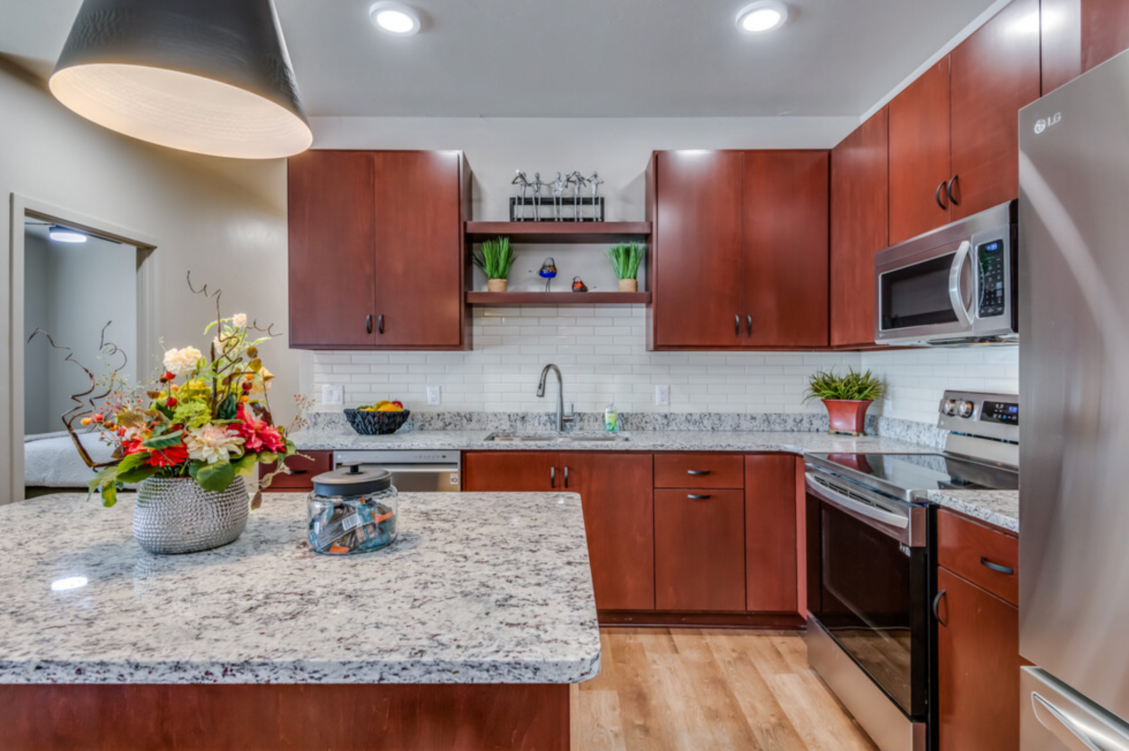 Oshkosh Apartment: 2609 Witzel Ave