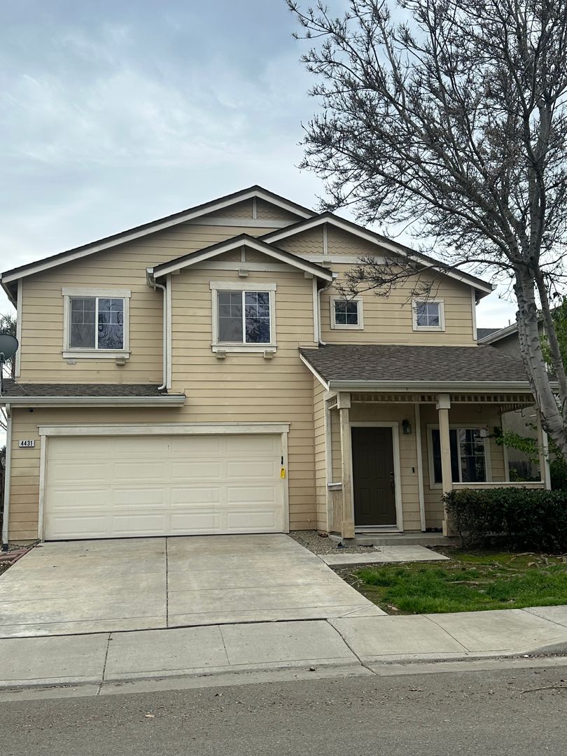 Tracy House: 4431 Burr Ct