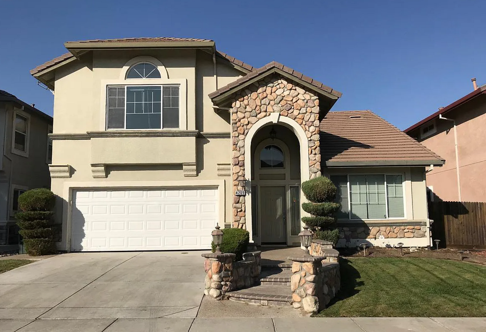 Tracy House: 4209 Dalehurst Lane