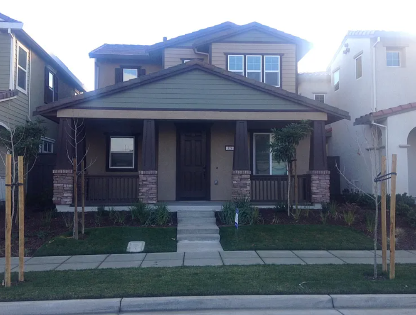 Mountain House House: 328 W Questa Trail