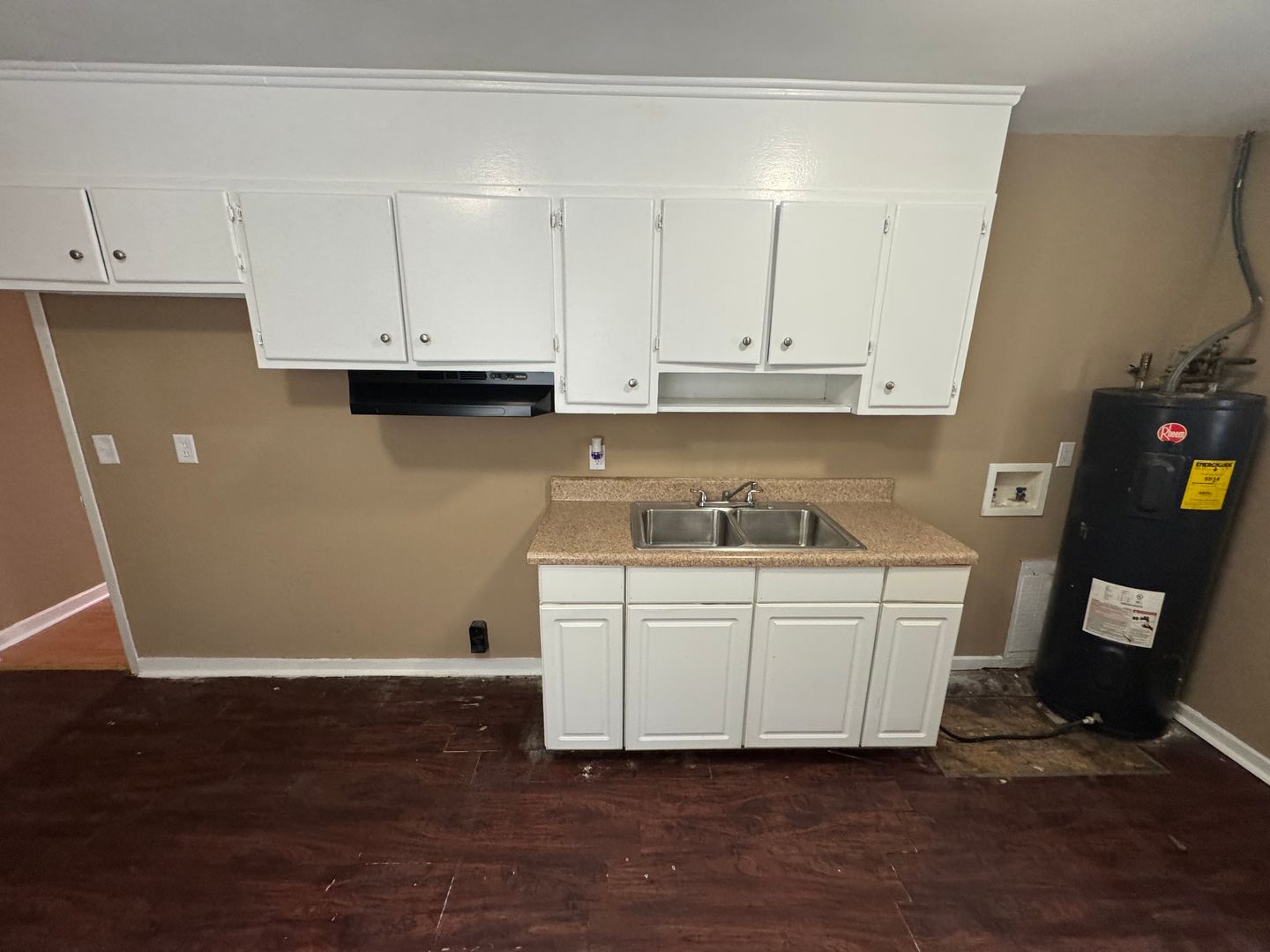 Birmingham House: 3011 Avenue C Ensley