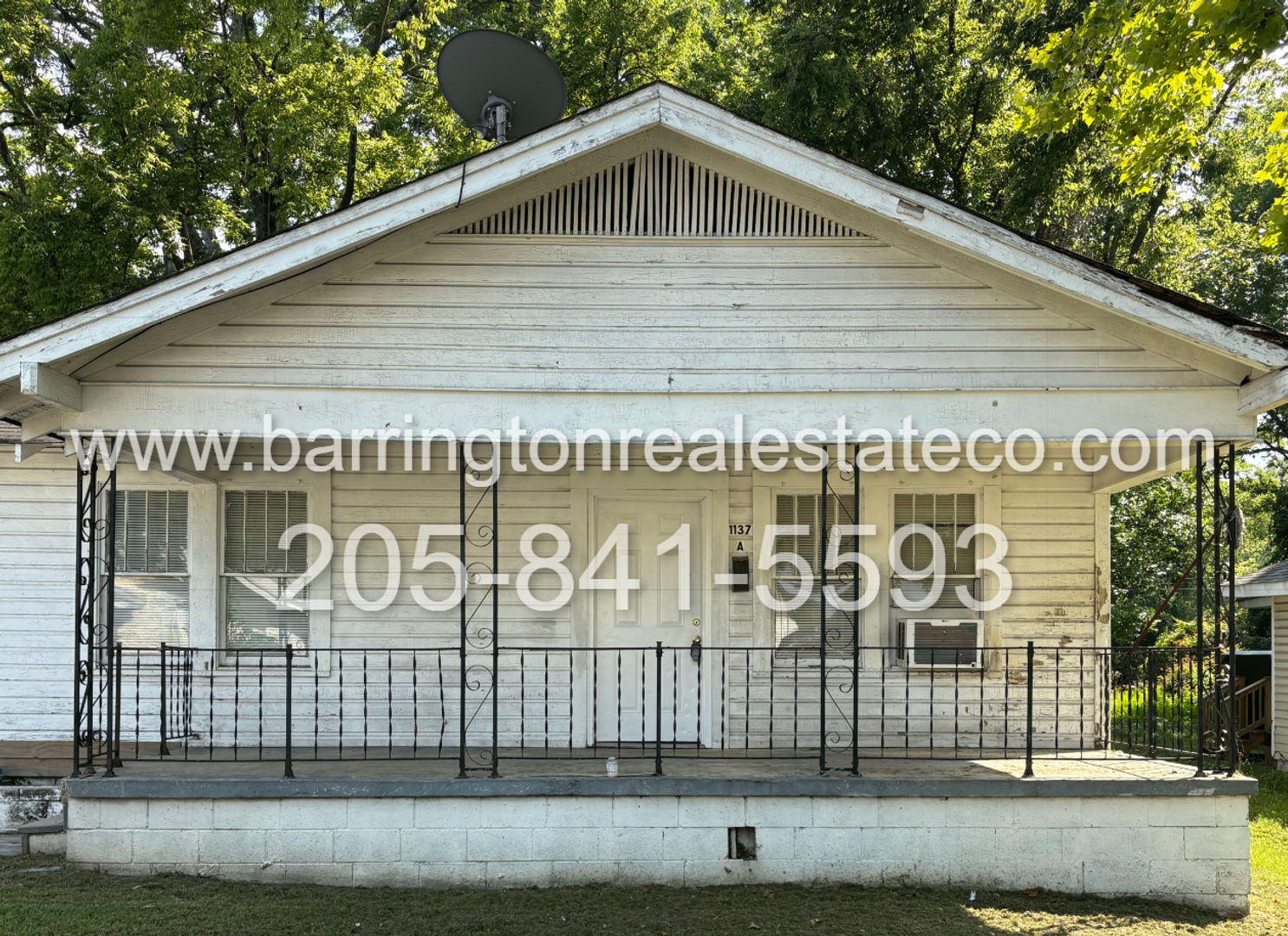 Tarrant Apartment: 1137 Sloan Avenue