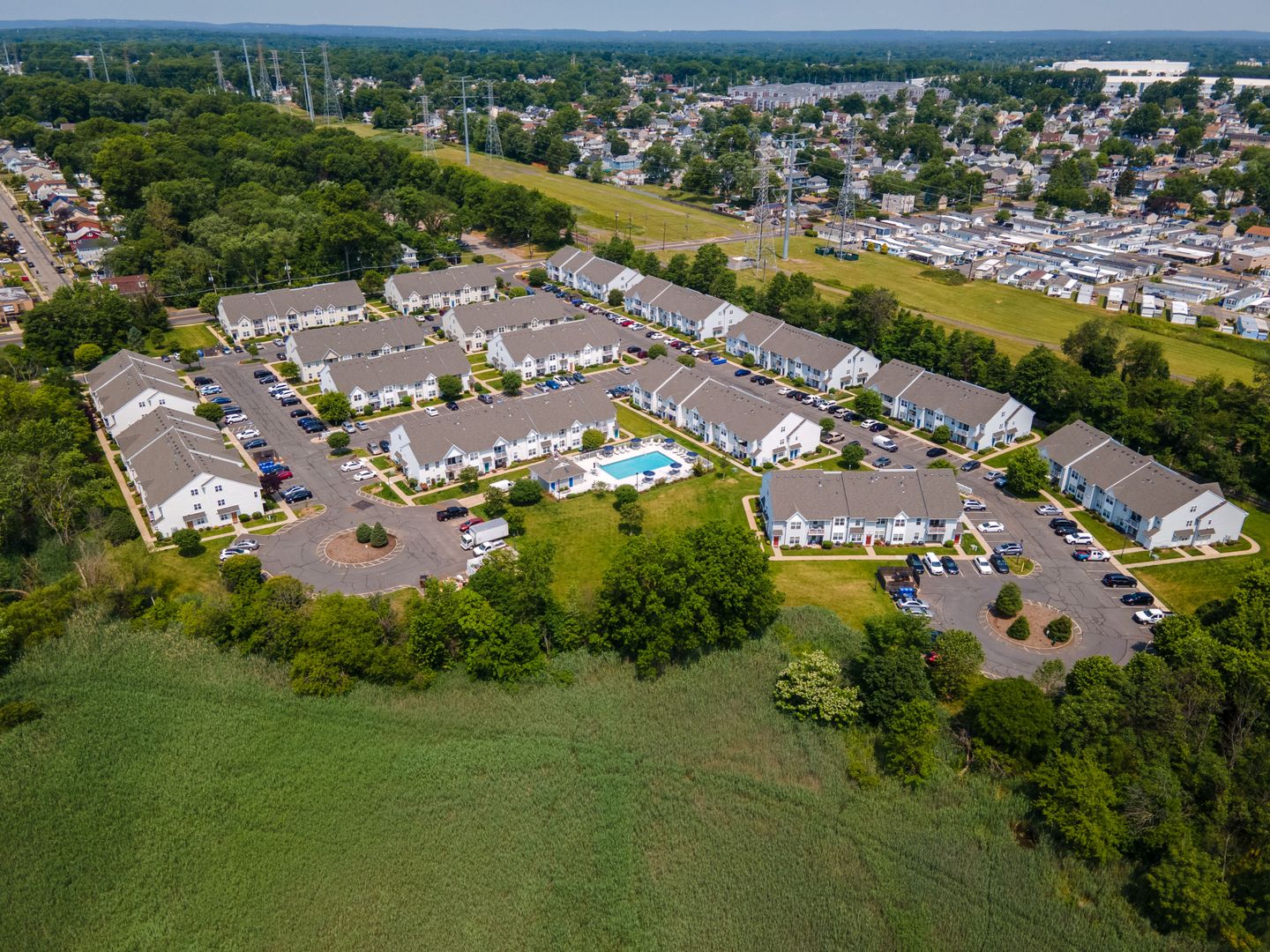 Woodbridge, Apartment: 609 Duke Drive