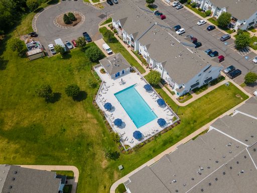 SPACIOUS 2 bed/ 2 bath lower apartment for $2600/mth