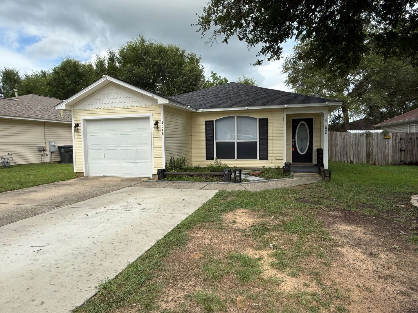 Pensacola House: 1046 Simpson Street