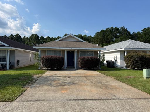Pensacola - Springfield - 3 bedroom, 2 bathroom – photo 1