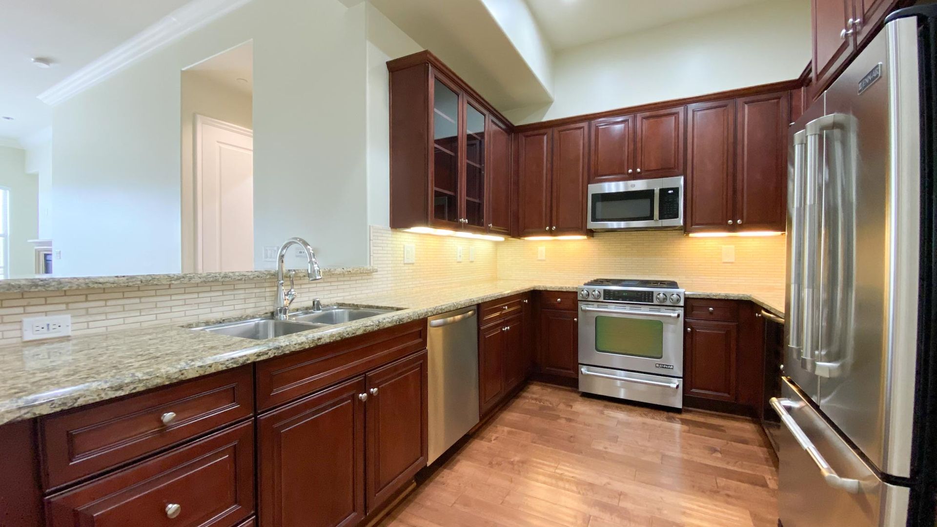 Redondo Beach Apartment: 131 Palos Verdes Blvd.