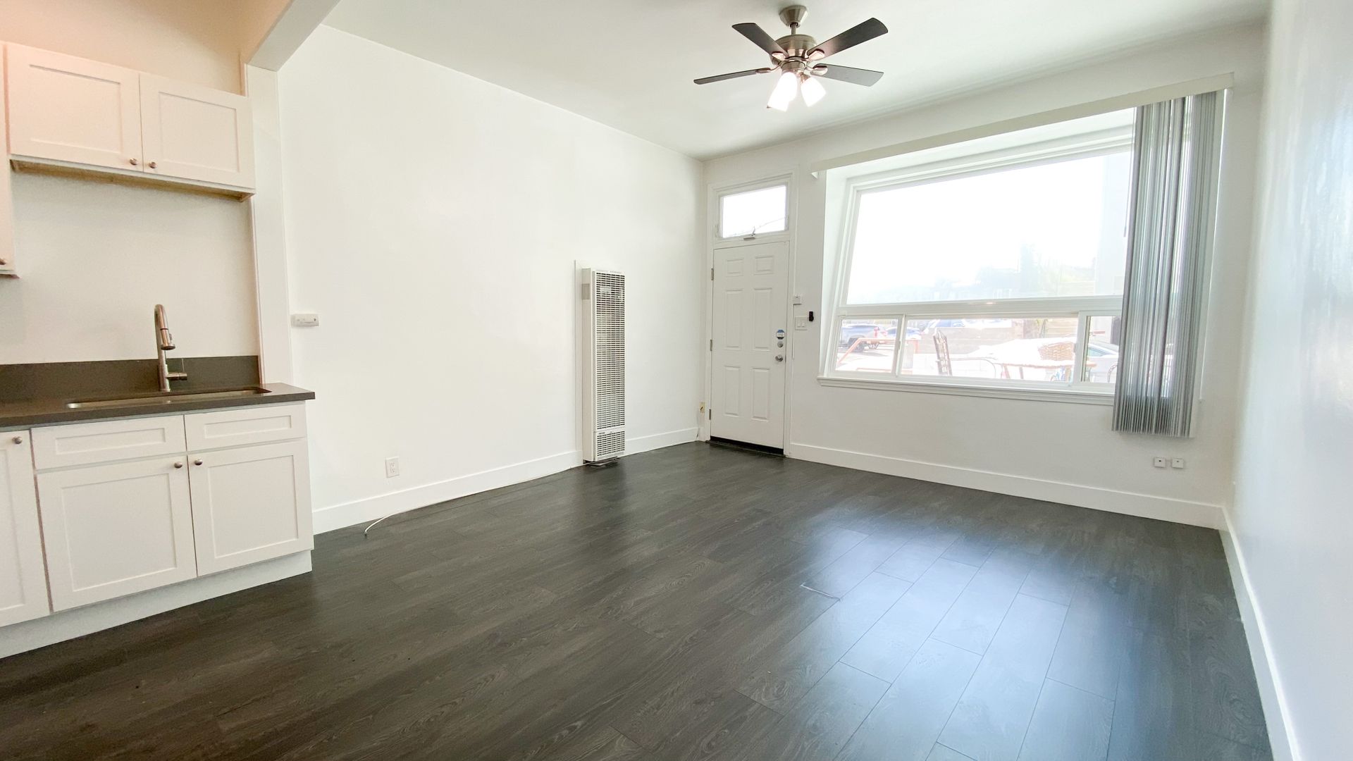 Hermosa Beach Apartment: 321 Pier Ave.