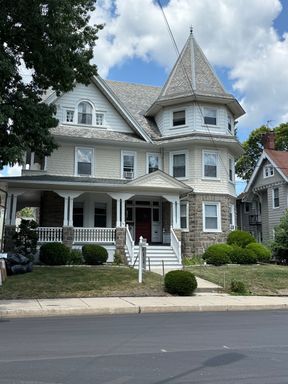 32 Wiggins Street
