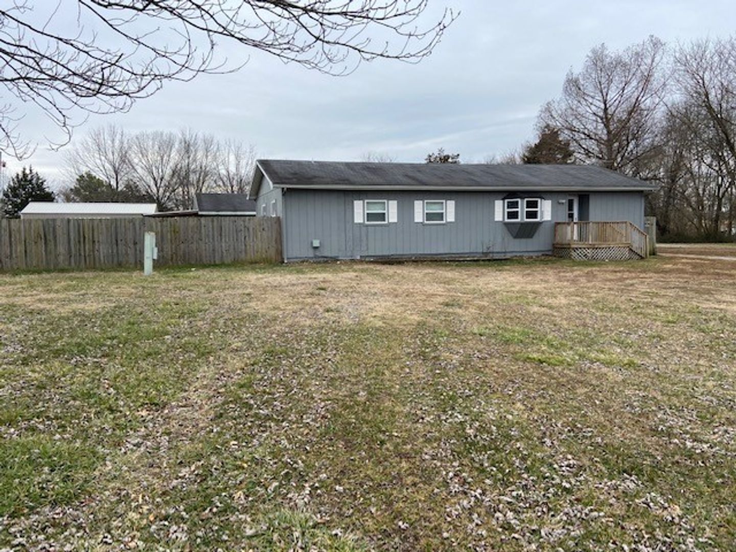 Hollister House: 934 Evergreen Ave