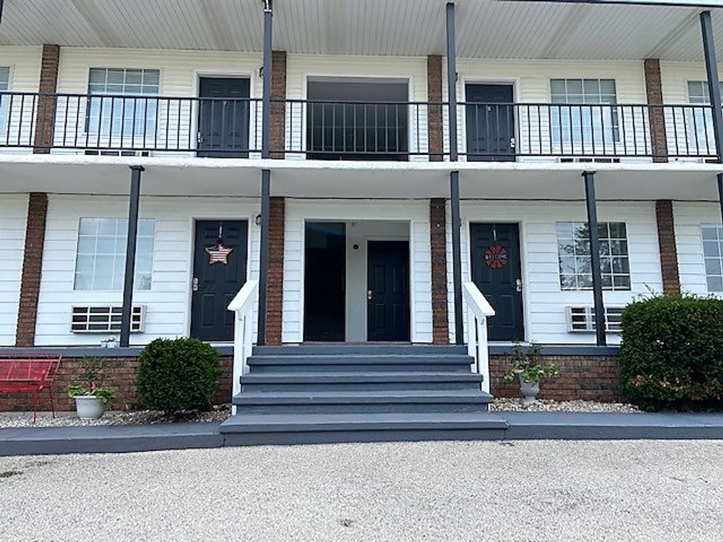 Hollister Condo: 10000 Historic Hwy 165 Unit 5