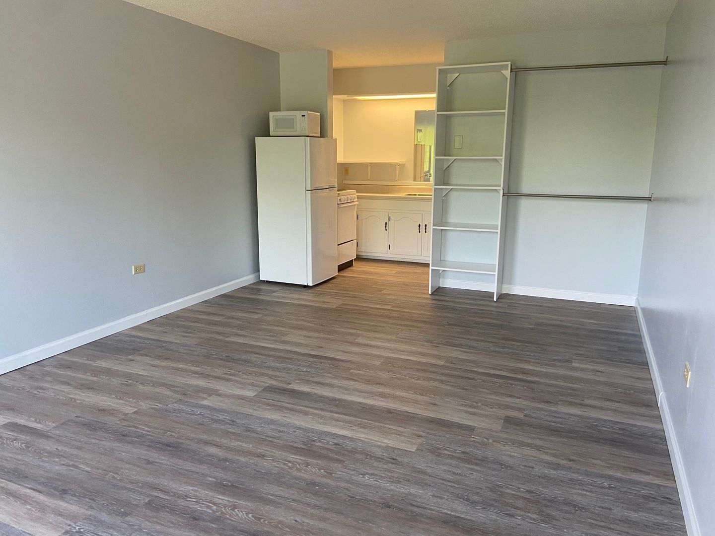 Hollister House: 10000 Historic Hwy 165 Unit 3