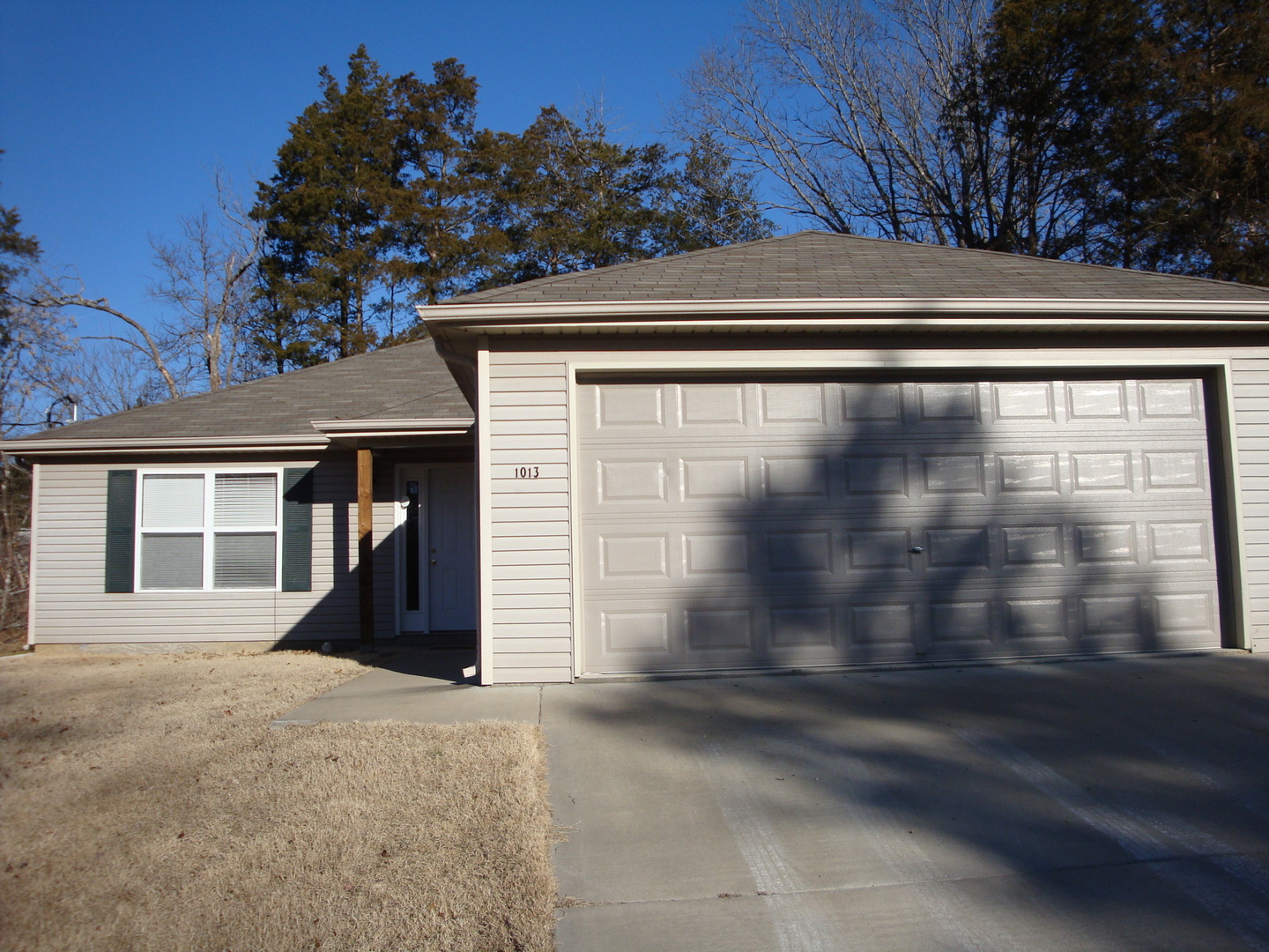 Merriam Woods House: 1013 Deer Trail Ln