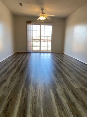 Condominium in Academy Commons – photo 1