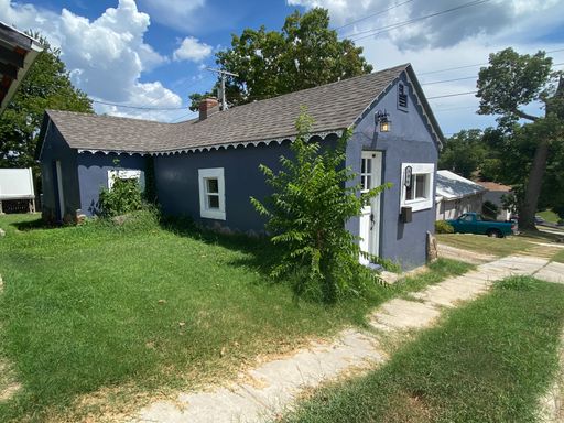 Single Family Home in Downtown Branson – photo 1