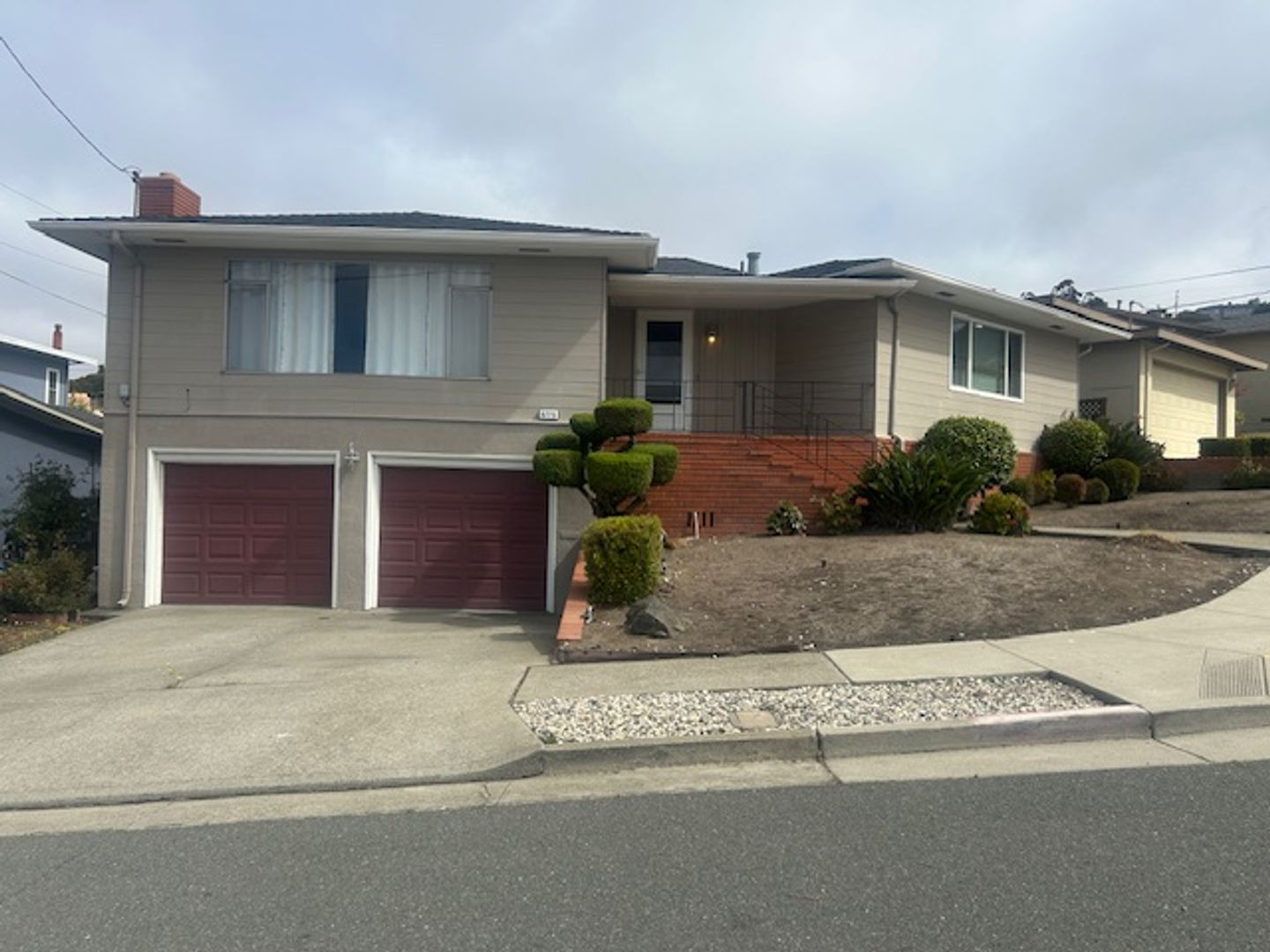 EL CERRITO House: 6775 KENILWORTH AVE