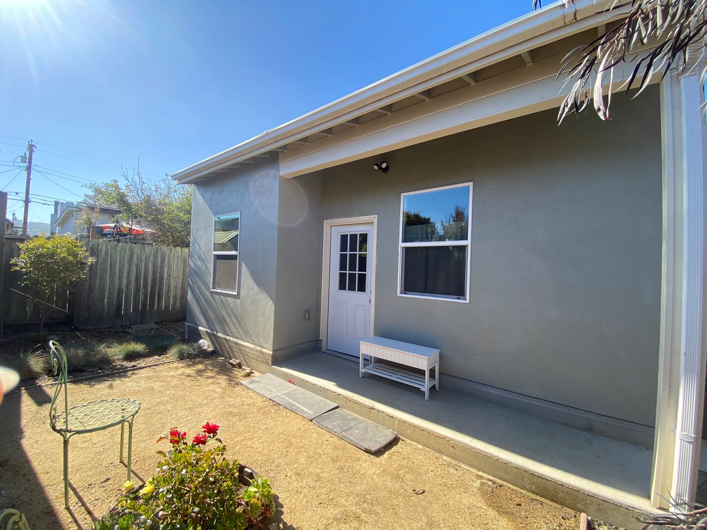RICHMOND Apartment: *624 40TH ST