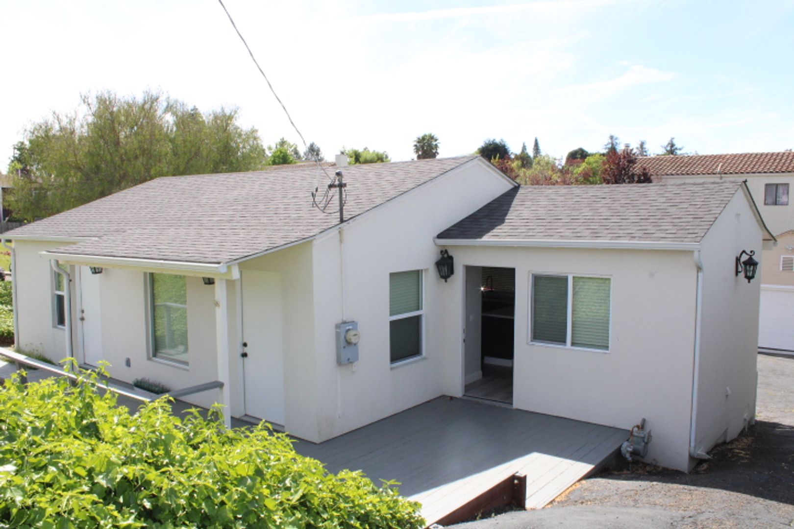 PINOLE House: 2680 APPIAN WAY