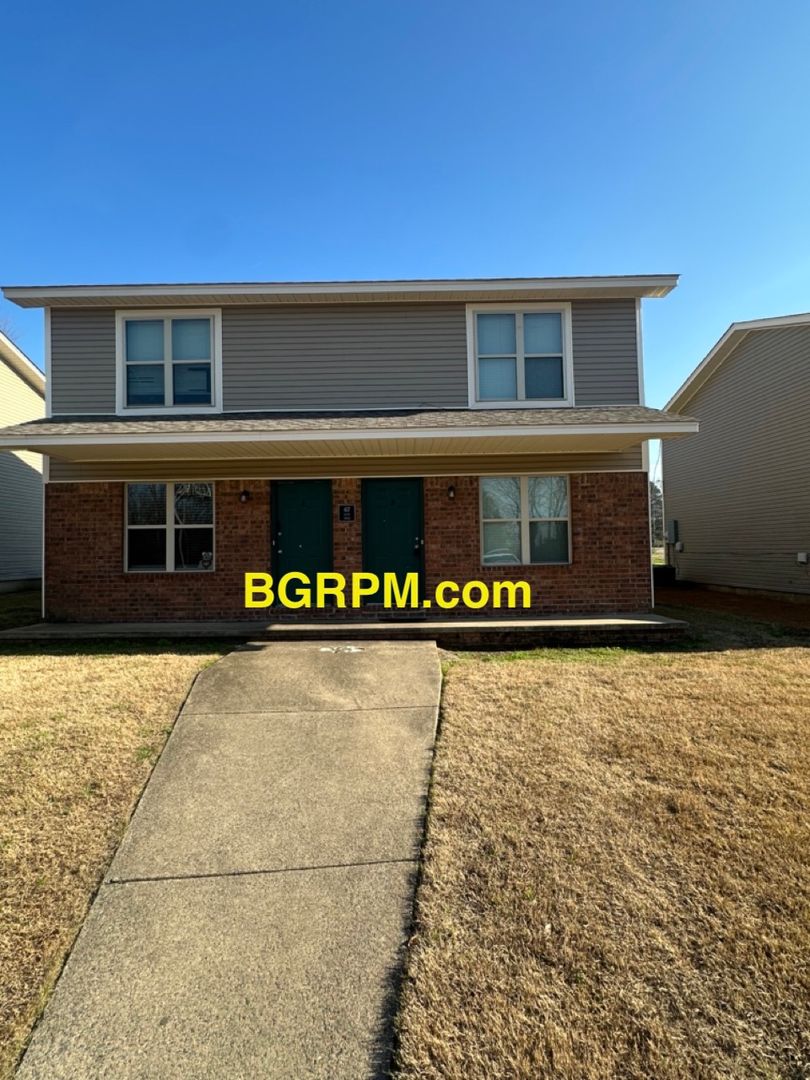 Jacksonville Apartment: Spring,Oak, & Chestnut Duplex