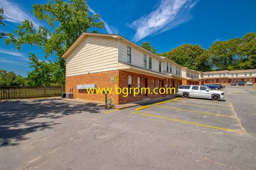 2 Bedroom, 1.5 Bath in Jacksonville – photo 1