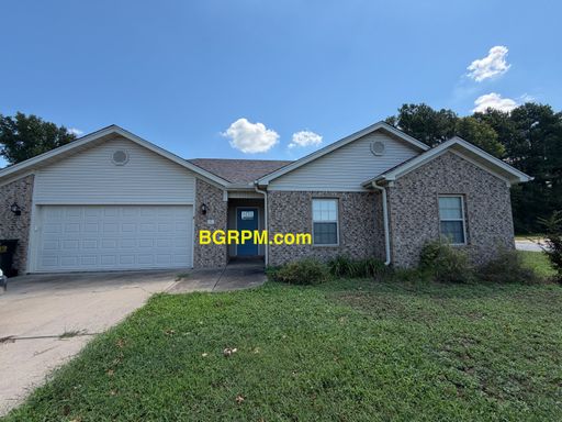 3 BD, 2 BA, home in Ward.