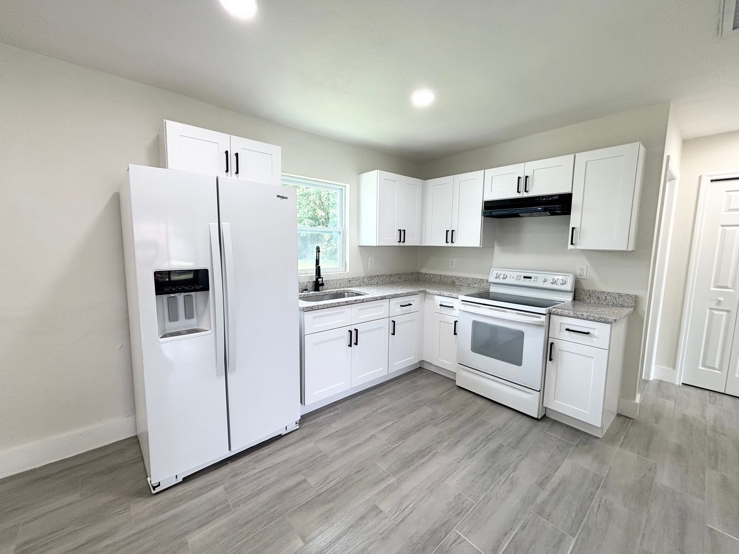 FORT MYERS Apartment: 579/581 WOOD AVE