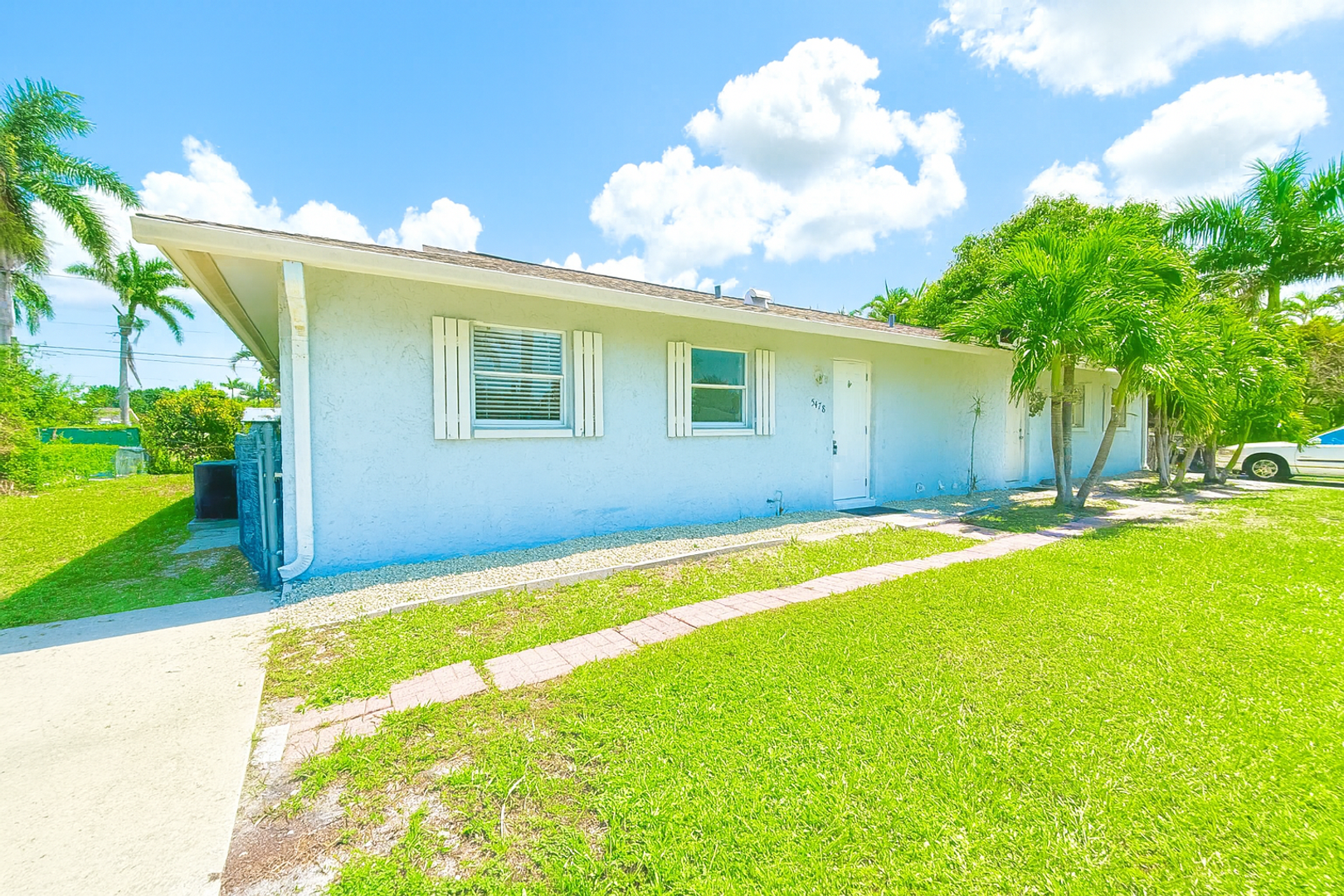 Bokeelia Apartment: 5476/5478 Ave C