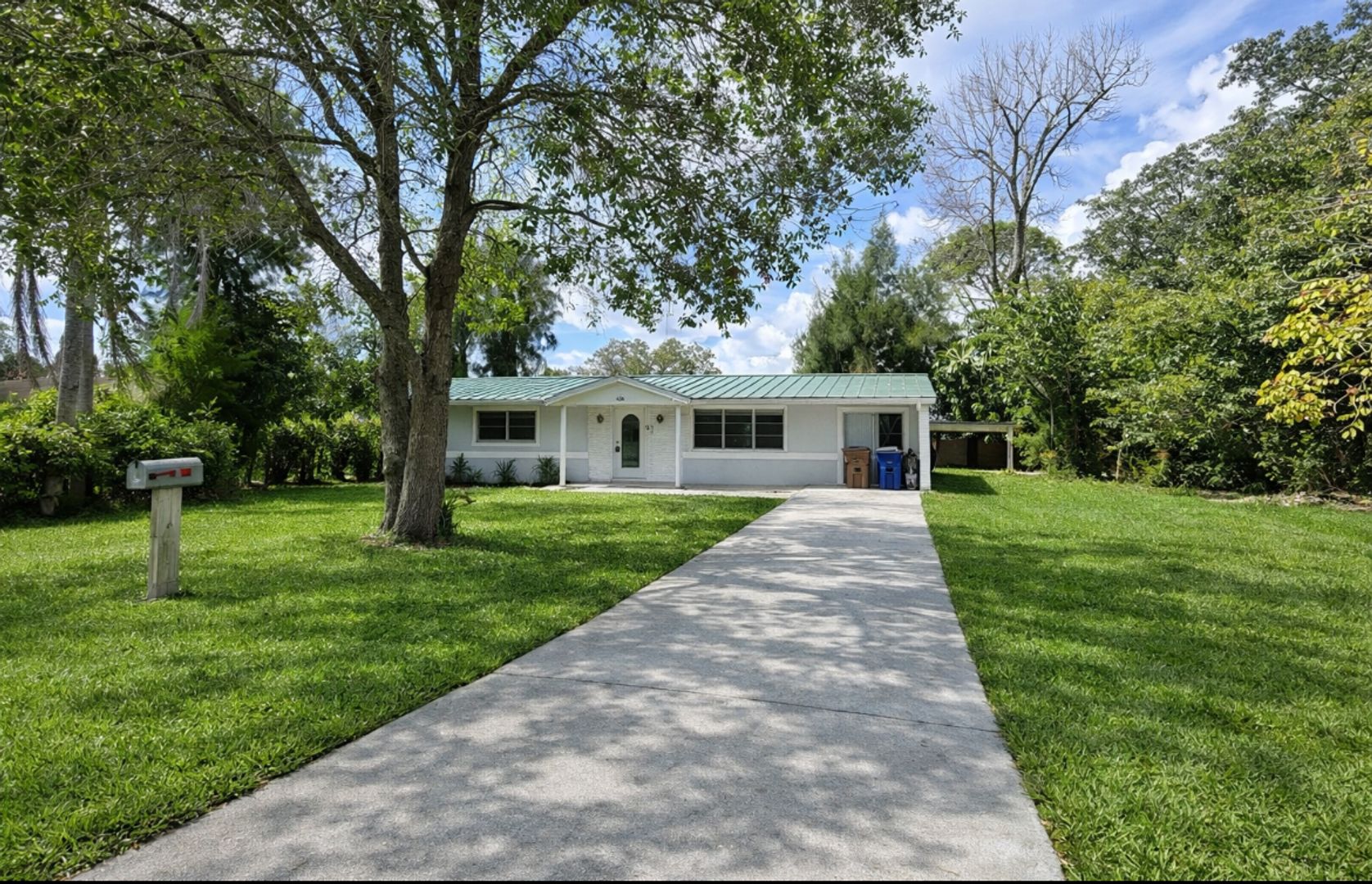 Lehigh Acres House: 424 Cactus Cir