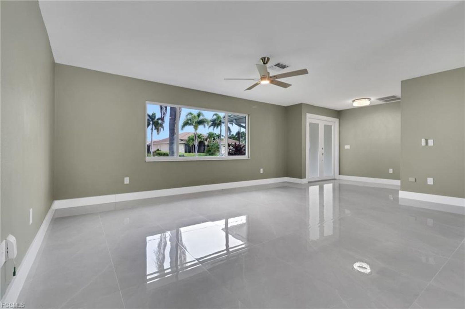 Cape Coral House: 1004 SW 51st Ter