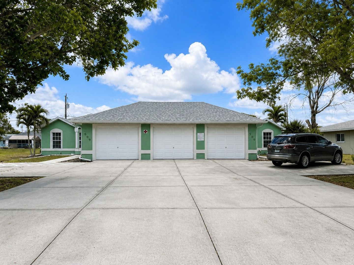 Cape Coral Apartment: 509 NE 24th Pl