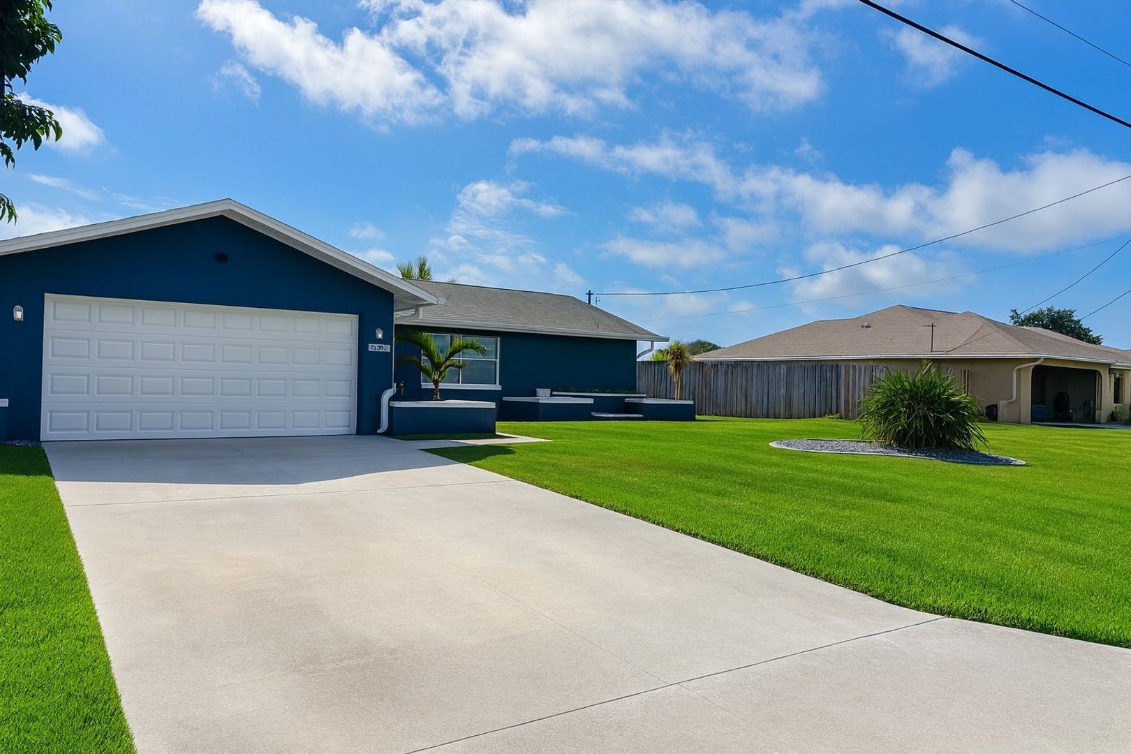 Cape Coral House: 1452 SE 15TH TER