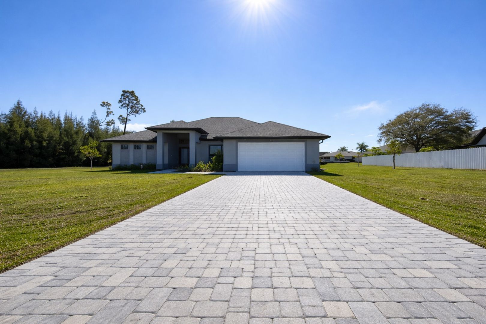 Cape Coral House: 224 Se 13th Ter